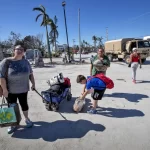 1,6 millones de personas deben abandonar Florida