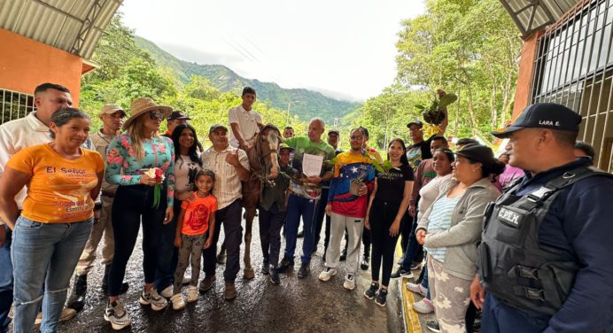 Ministro Alí Padrón recorrió municipios Acosta y Caripe