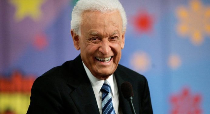 Muere a los 99 años Bob Barker, legendario presentador del Miss Universo