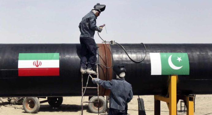 Pakistán suspende su gasoducto con Irán por las sanciones de Estados Unidos