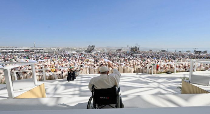 Papa Francisco finalizó Jornada mundial de la Juventud de Lisboa con una misa multitudinaria