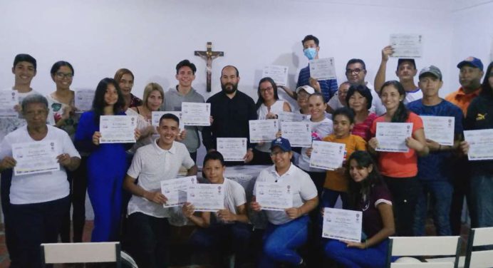 PCAD certificó al equipo Cáritas como voluntarios en Primeros auxilios