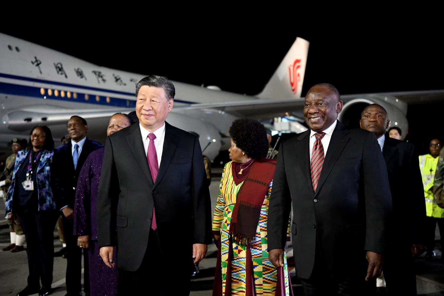 Presidentes de China y Sudáfrica inician diálogo