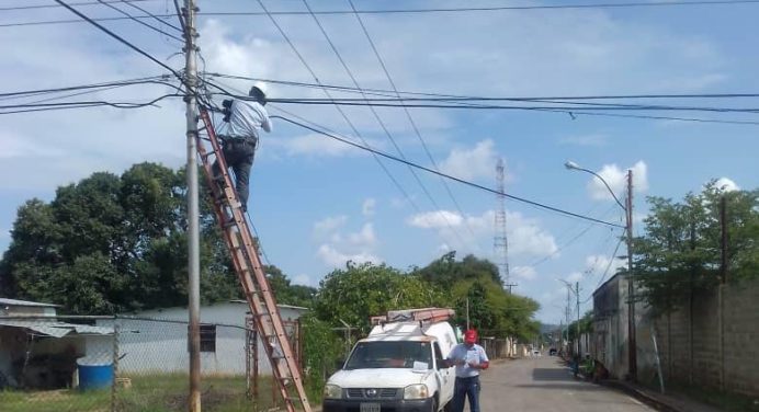 Restablecen servicio telefónico en Caicara a través de 1×10 del Buen Gobierno