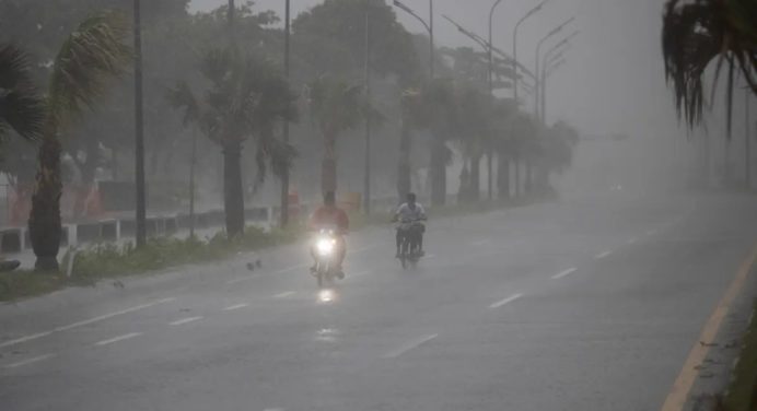 Tormenta Franklin deja un muerto y graves inundaciones en República Dominicana