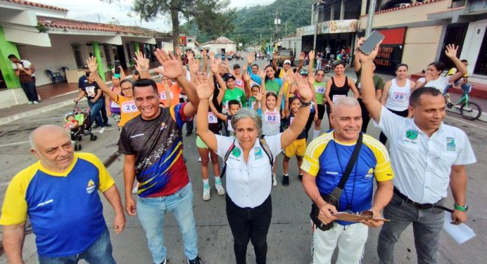 Alcalde de Acosta celebra Día Mundial del Turismo con exitosa Caminata 5K