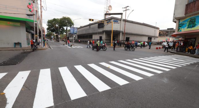 Alcaldía de Maturín hace demarcación vial en la avenida Bolívar con calle Rojas