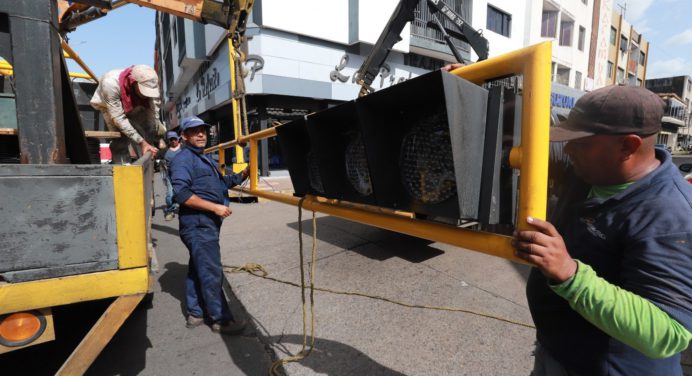 Alcaldía de Maturín instala semáforos en nueve intersecciones de la ciudad