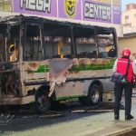 Autobús de la ruta 56 se incendió en la avenida Bolívar