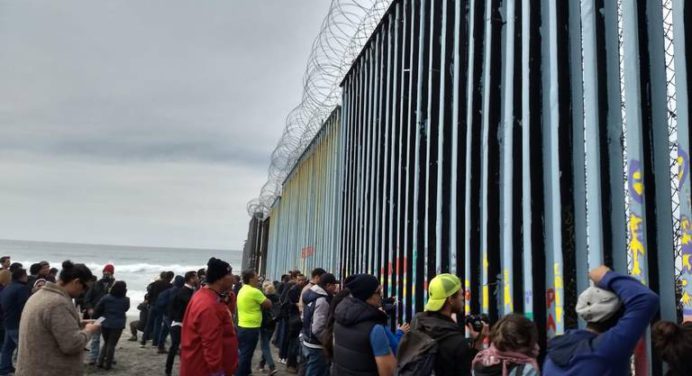 Autoridades reconocen que crimen organizado controla zonas de la frontera entre México-EEUU