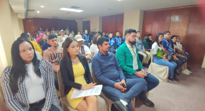 Con foro «Inversión verde» Monagas celebró el día mundial del Turismo