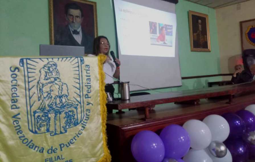 La Dra. Carolina Reyes dictó charla