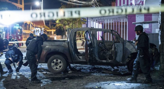 Liberan en Ecuador a los 57 policías y guardias penitenciarios retenidos en seis cárceles