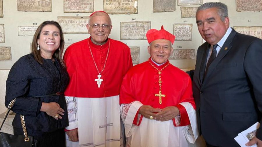 martinez todos los venezolanos estamos orgullosos por nuestro nuevo cardenal diego padron laverdaddemonagas.com luis eduardo matinez y cardenal padron 12290