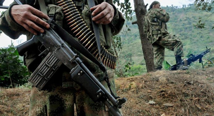 Operación militar en Colombia deja 20 presuntos disidentes de las FARC muertos