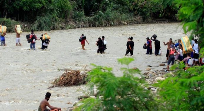 Panamá y Costa Rica buscan medidas ante crisis de migrantes por el Tapón del Darién