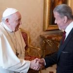 Papa Francisco recibe a Sylvester Stallone en el Vaticano