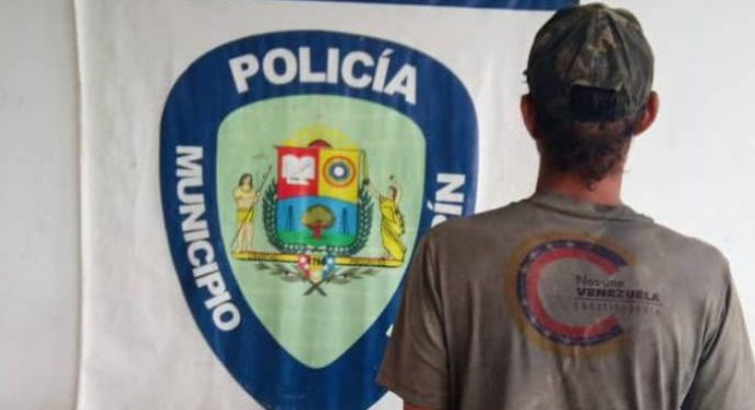 Polimaturín lo detuvo en Los Godos por golpear a sus hijos de 12 y 16 años
