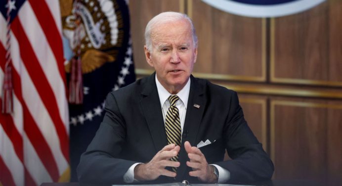 Presidente Biden ordenó aumentar el número de refugiados de América Latina