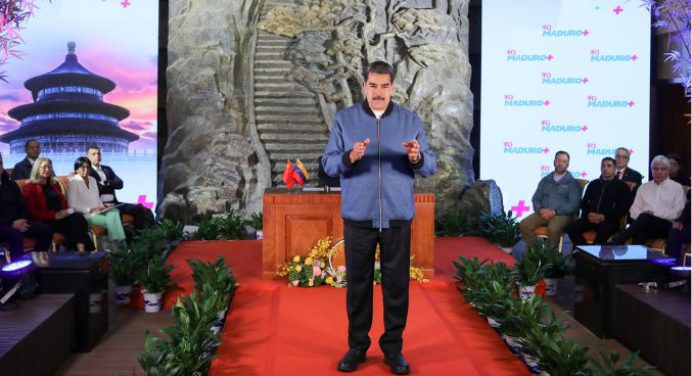 Presidente Maduro se encuentra ya en Pekín en su visita oficial a China