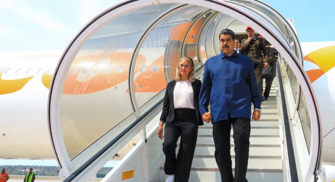 Presidente Maduro arriba a Venezuela luego de 10 días por China, Argelia y Cuba