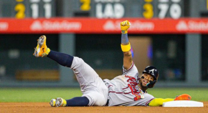 ¡Rey de la velocidad! Ronald Acuña Jr. igualó marca de Roger Cedeño