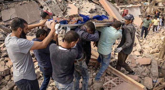 ¡Sigue en aumento! Van 2.901 los muertos y 5.530 los heridos en el terremoto de Marruecos