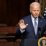 Biden desmintió haber instado a Israel