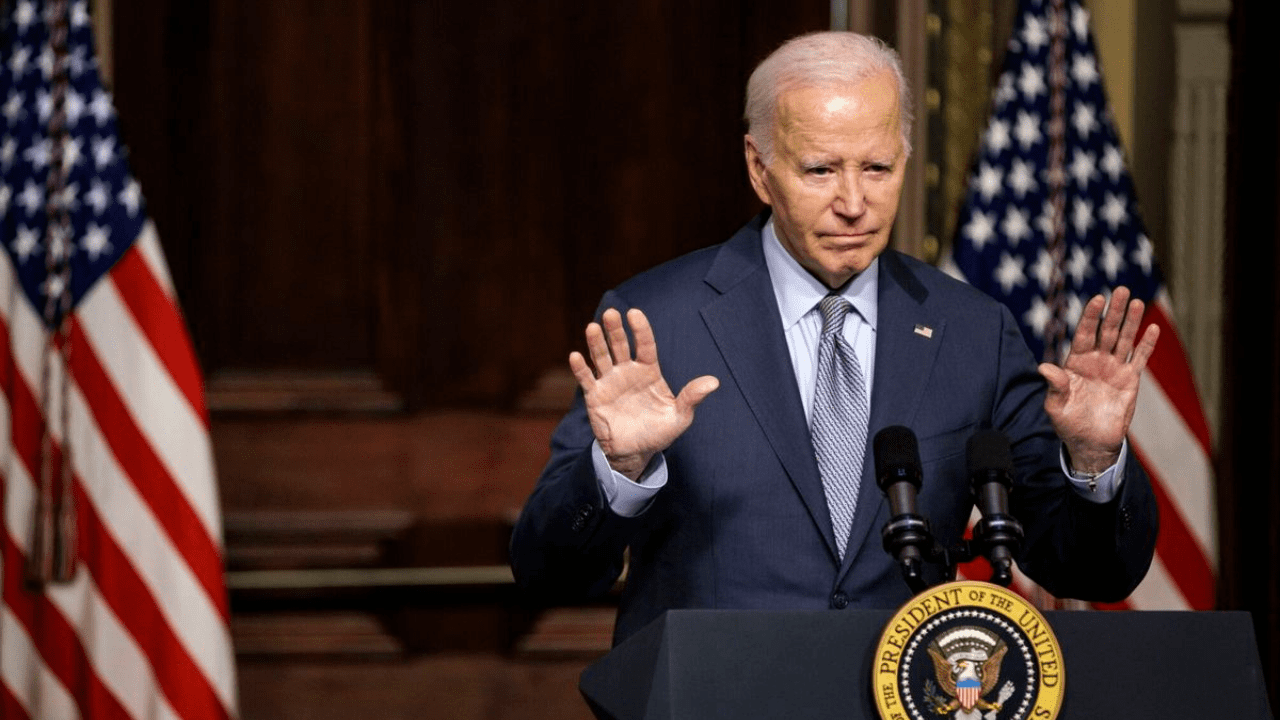 Biden desmintió haber instado a Israel