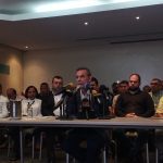 Roberto Enríquez renuncia a la Primaria