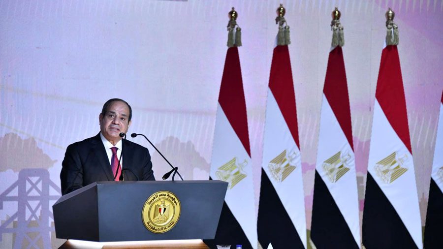 El presidente Abdelfatá al Sisi dio la bienvenida a los representantes de 30 países que acudieron a la Cumbre en Egipto