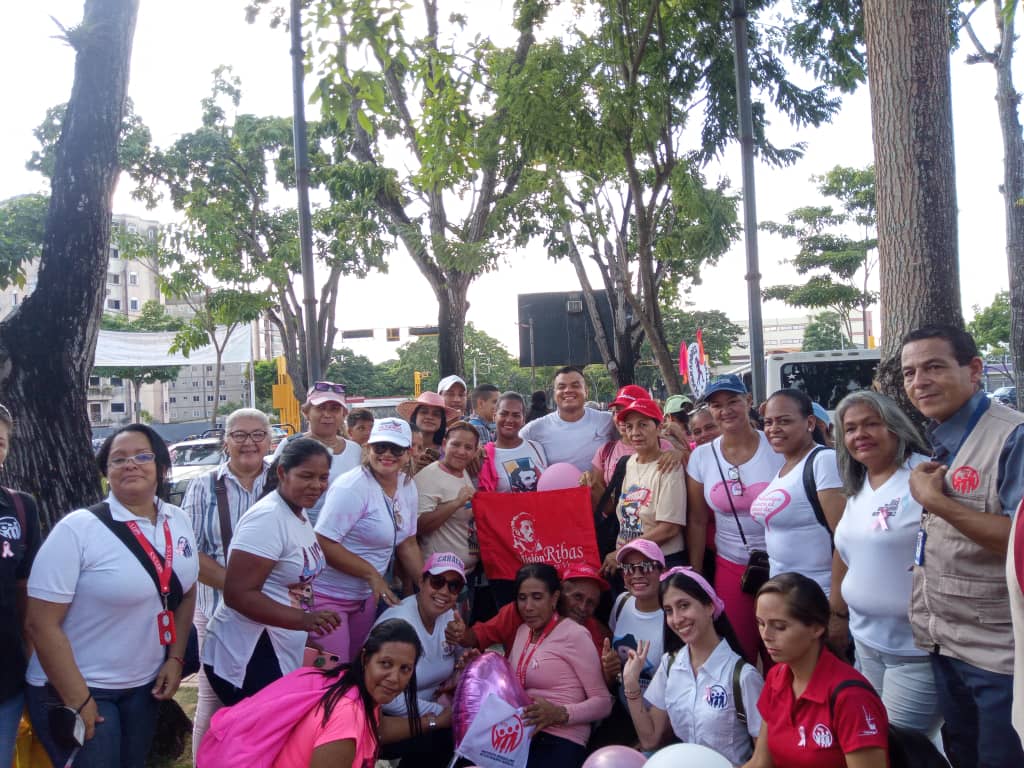 en maturin las damas rosa tomaron la avenida bolivar contra el cancer de mama laverdaddemonagas.com marhca4545
