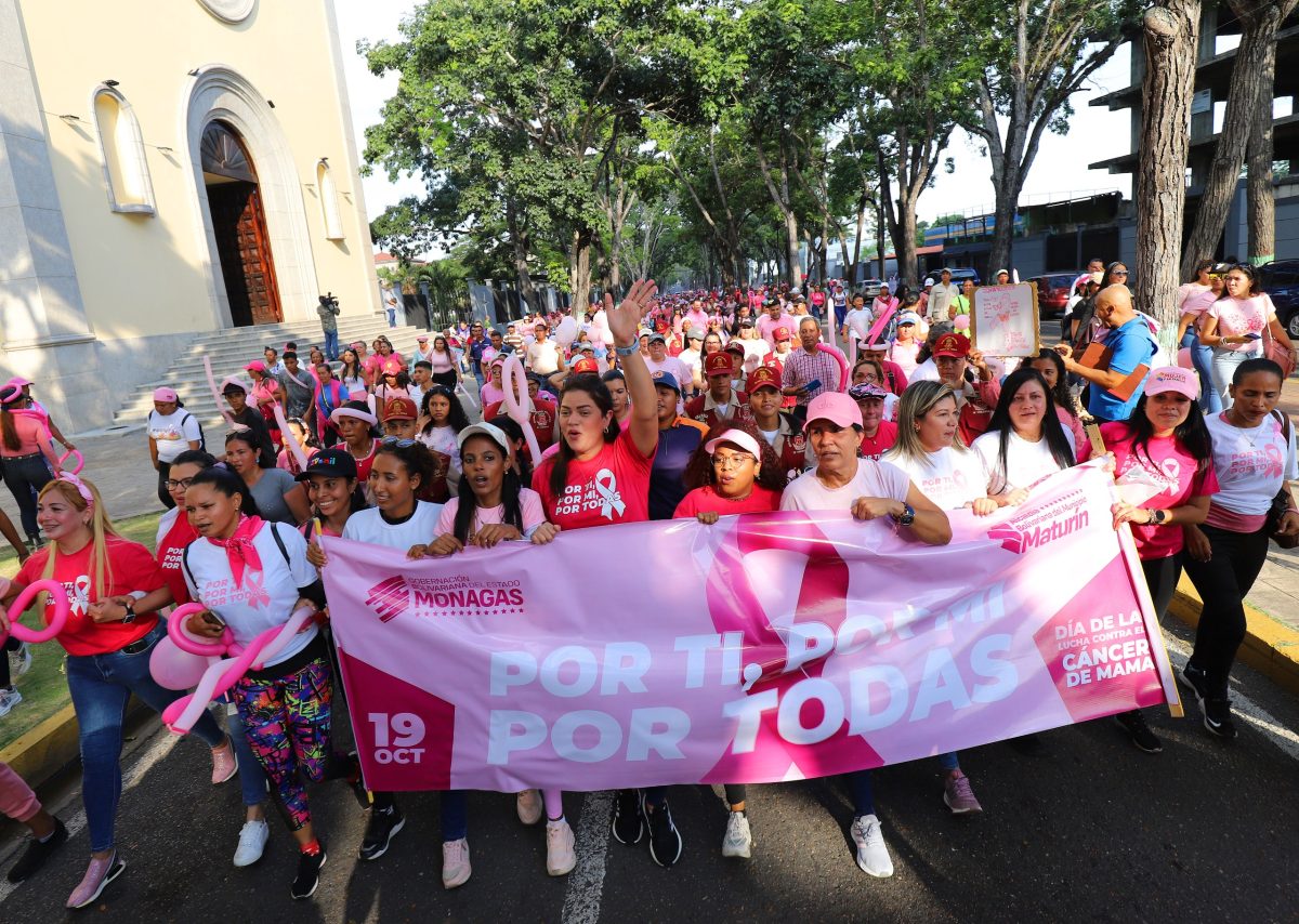 en maturin las damas rosa tomaron la avenida bolivar contra el cancer de mama laverdaddemonagas.com princioal13