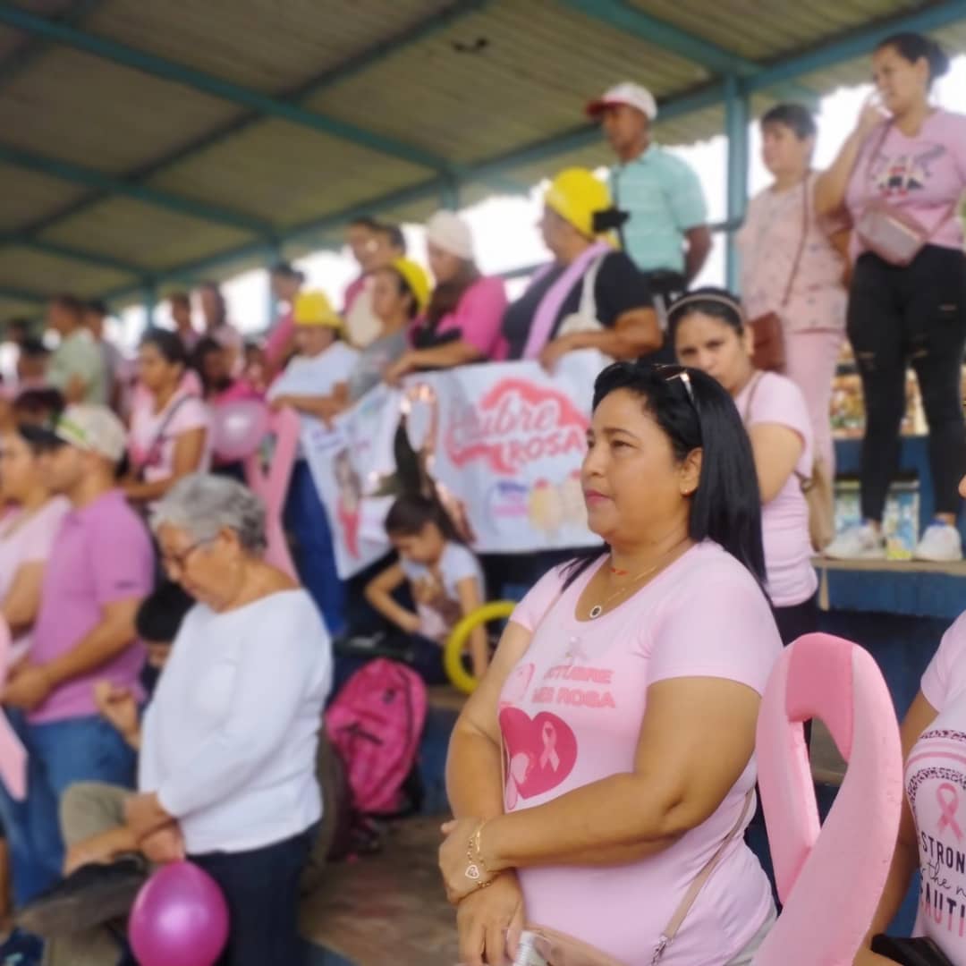 en santa barbara marcharon contra el cancer de mama laverdaddemonagas.com marcha4