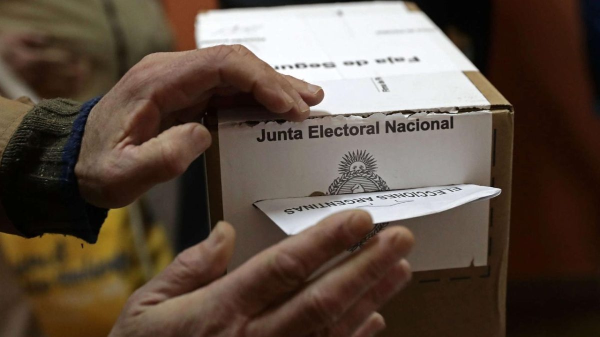 candidatos presidenciales cerraron su campaña en Argentina