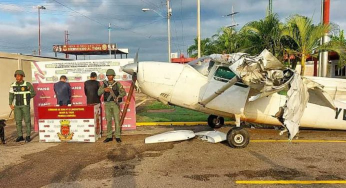 FANB detectó avioneta utilizada para traficar droga y capturó a dos sujetos colombianos