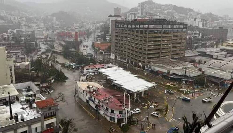 huracan otis deja 27 muertos e incomunicada al balneario de acapulco en mexico laverdaddemonagas.com acapulco tras el paso de otis