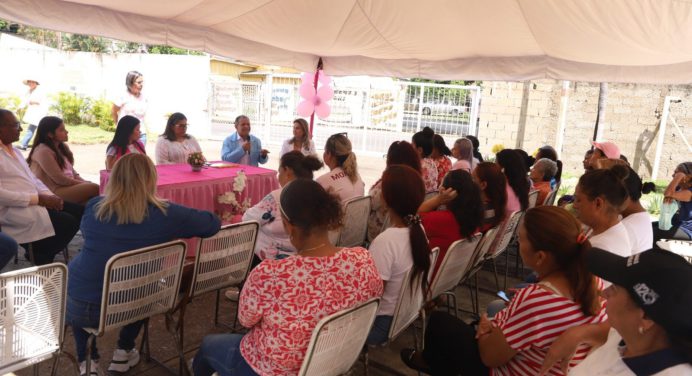 Instituto de la Mujer inició ciclo de charlas en el mes rosa