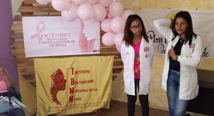 Instituto de la Mujer realizó conversatorio sobre el cáncer de mama en Uracoa
