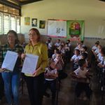 IUTIRLA dona 50 pupitres a la Escuela Danilo Anderson