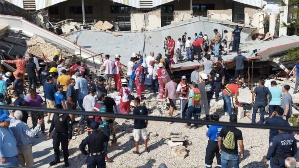 Colapso de techo en iglesia de México