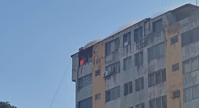 Se registra incendio en apartamento ubicado en la avenida Raúl Leoni de Maturín