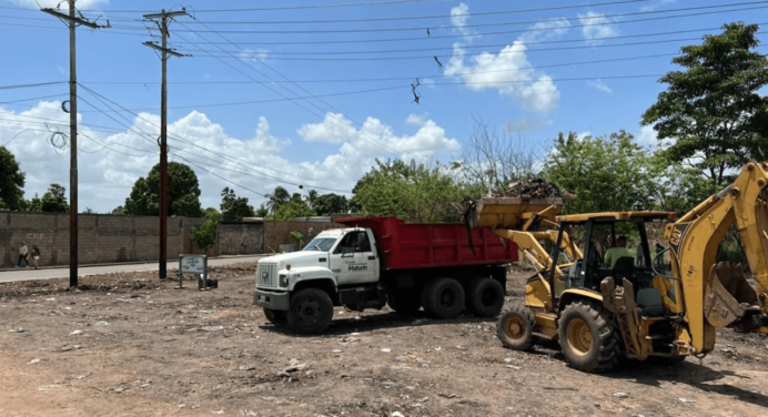 Limpiaron botadero improvisado de basura en El Mangozal de La Puente