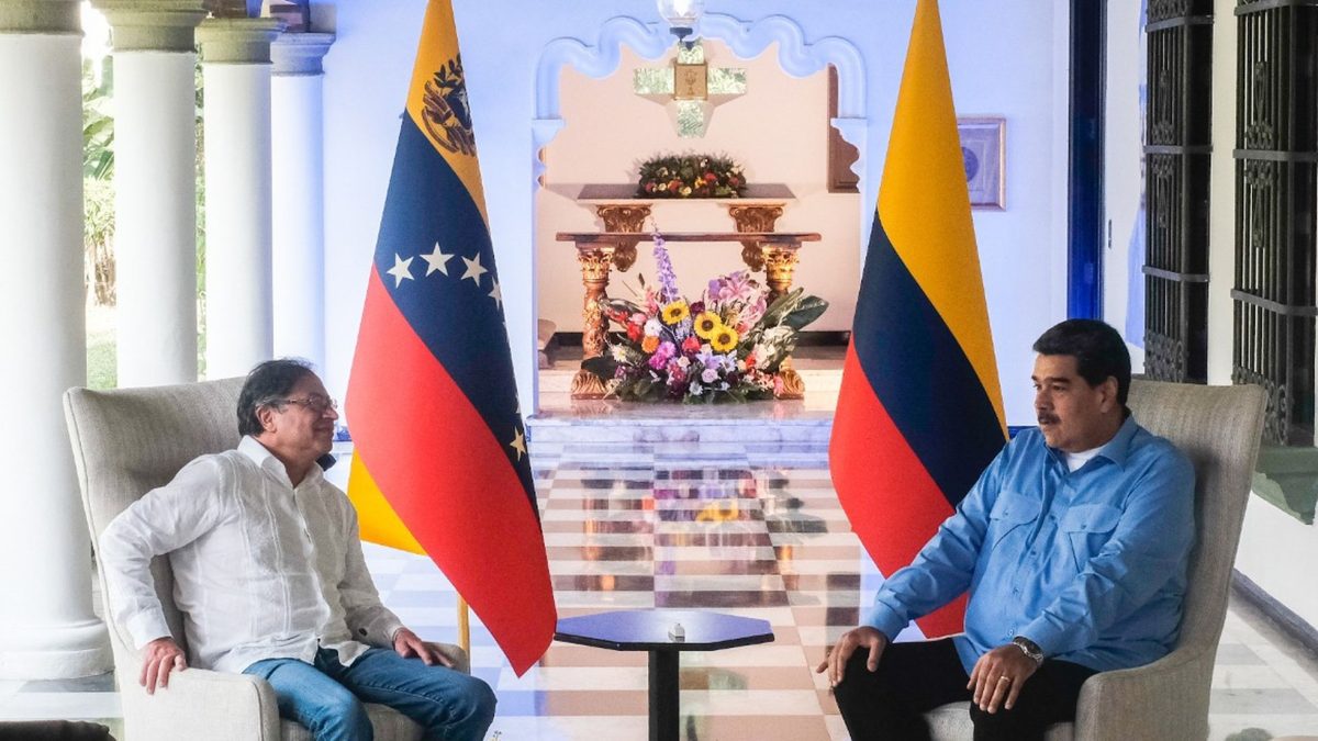 Petro aplaude la iniciativa del gobierno y la oposición venezolana 