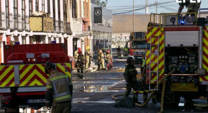 Rescatan a 4 desaparecidos en incendio de una discoteca en España