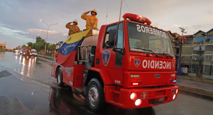 Almérida destaca 75 años de disciplina y abnegación de los Bomberos de Monagas