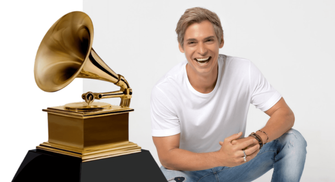 Carlos Baute es uno de los animadores de los Premios Grammy Latino