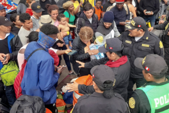 extranjeros abandonan Perú