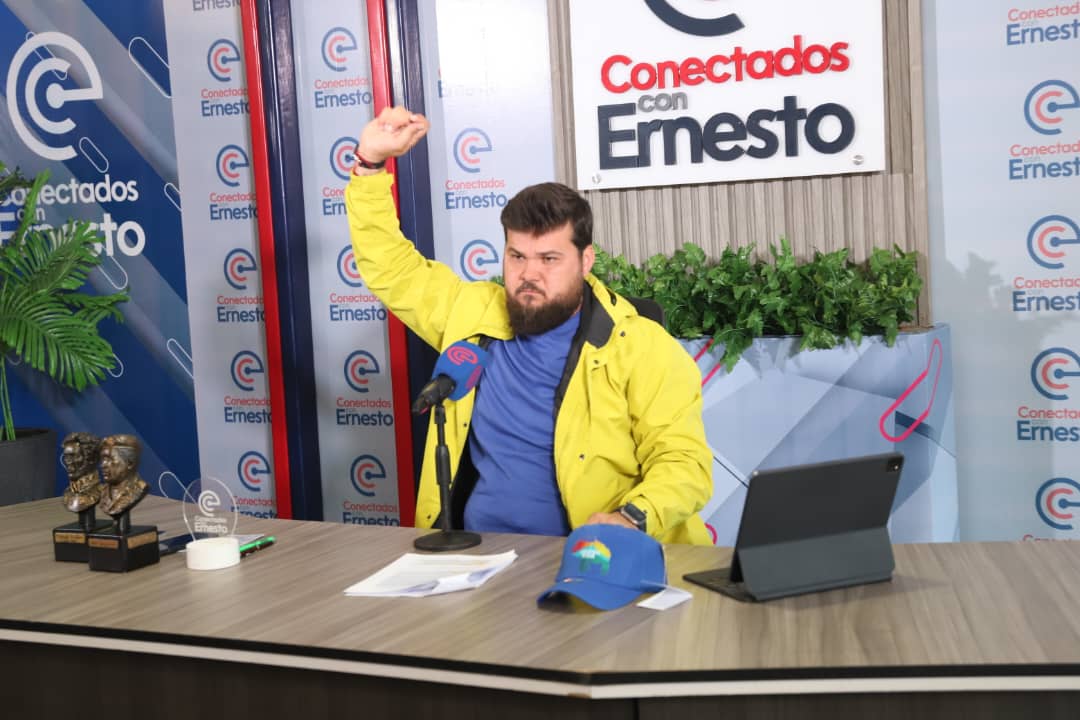 Conectados con Ernesto