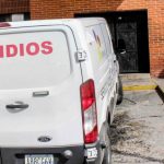 Hallaron tres cadáveres dentro de un apartamento